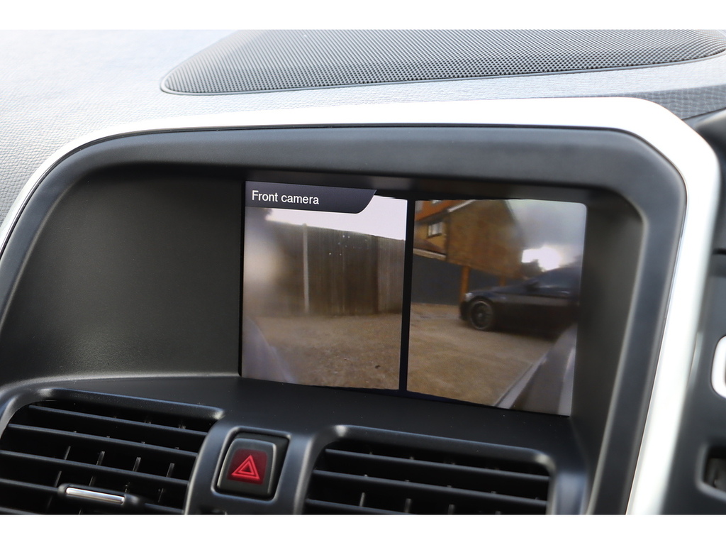 Volvo XC60 T5 R-design Lux Nav LW12EEU Black #4