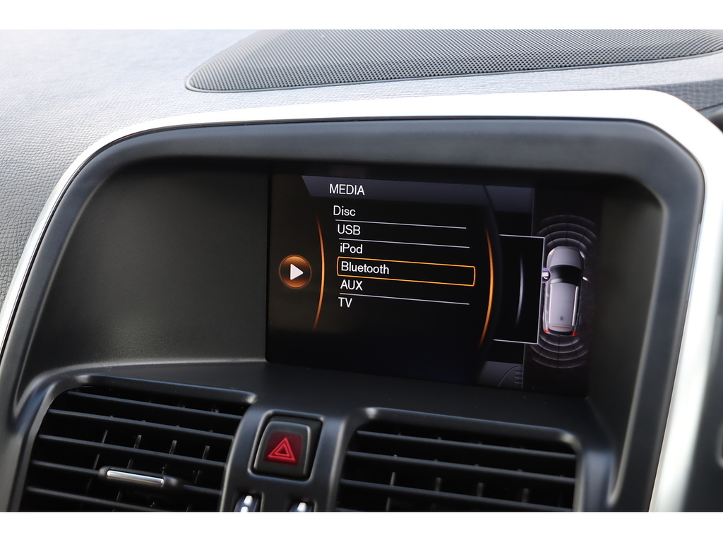 Volvo XC60 T5 R-design Lux Nav LW12EEU Black #5