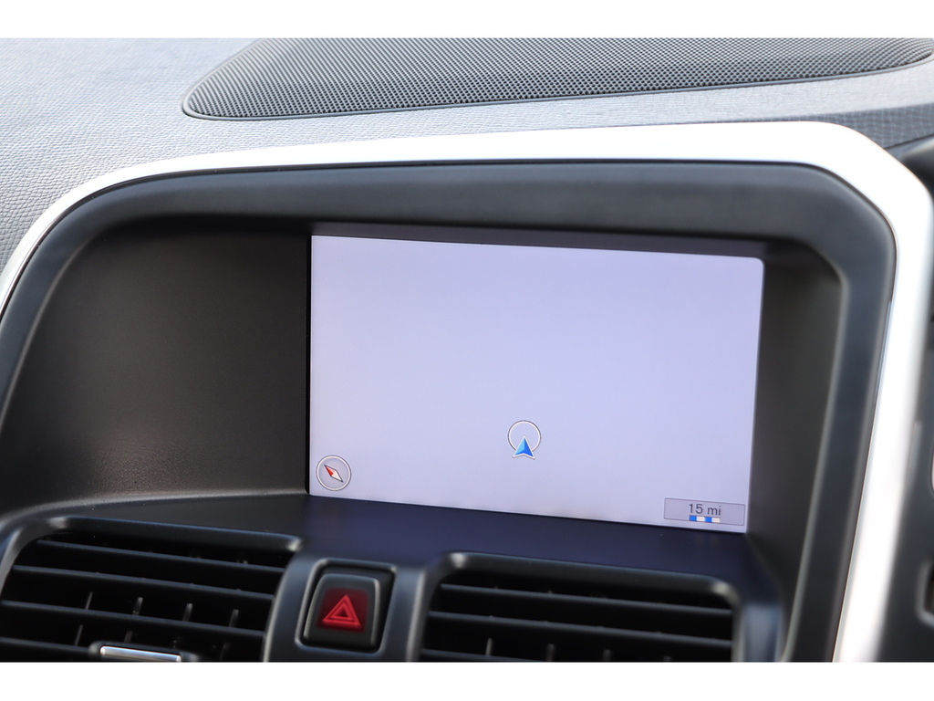 Volvo XC60 T5 R-design Lux Nav LW12EEU Black #2