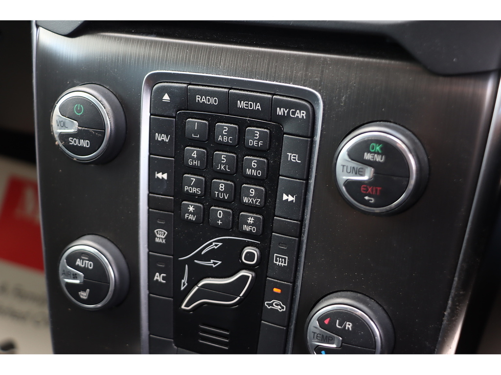 Volvo V40 T4 Se Lux Nav Black #5