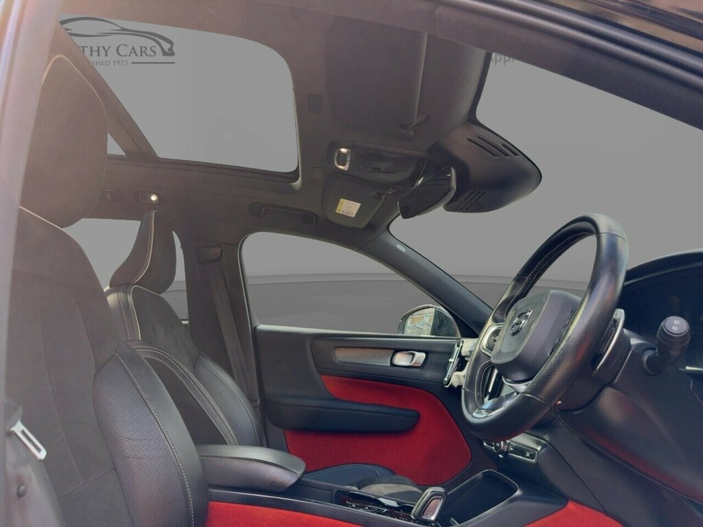 Volvo XC40 H T5 Twin Engine R-design AV20RVZ Black #3