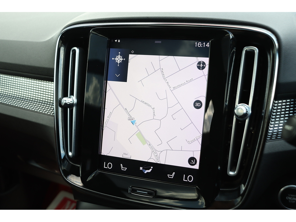 Volvo XC40 H T5 Twin Engine R-design AV20RVZ Black #4
