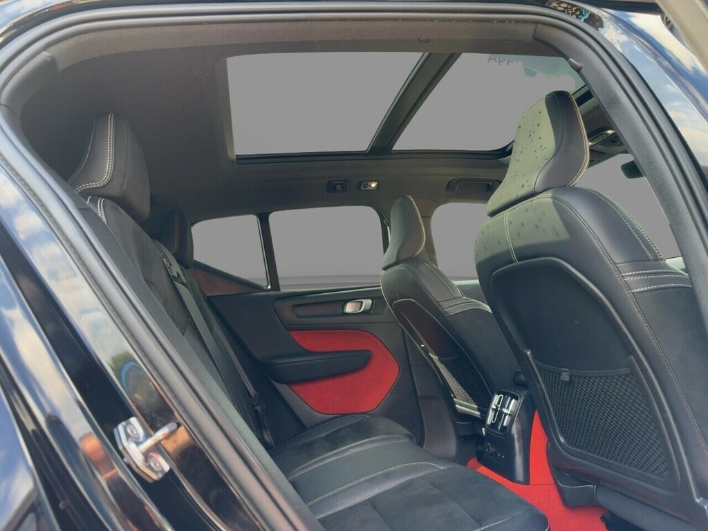 Volvo XC40 H T5 Twin Engine R-design AV20RVZ Black #2