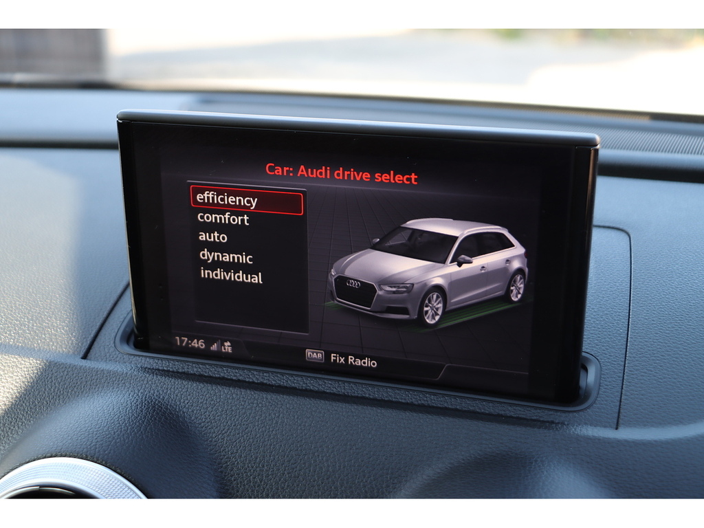 Audi A3 Tfsi Cod S Line RO68LAE White #5