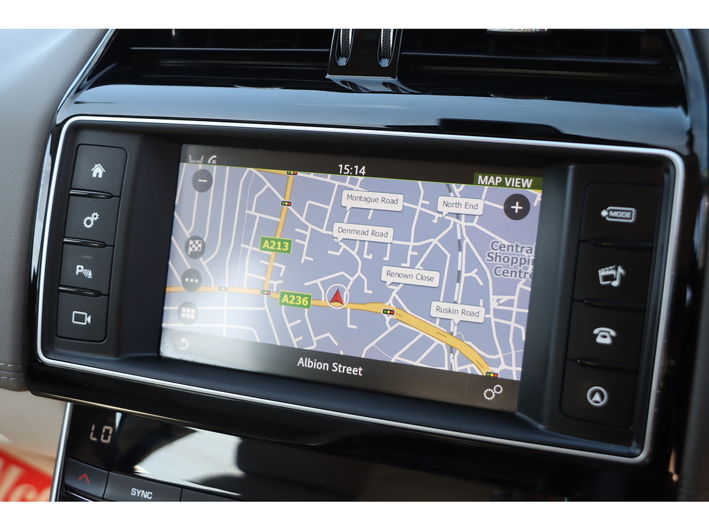 Jaguar XE I Portfolio GN67UFL Grey #2