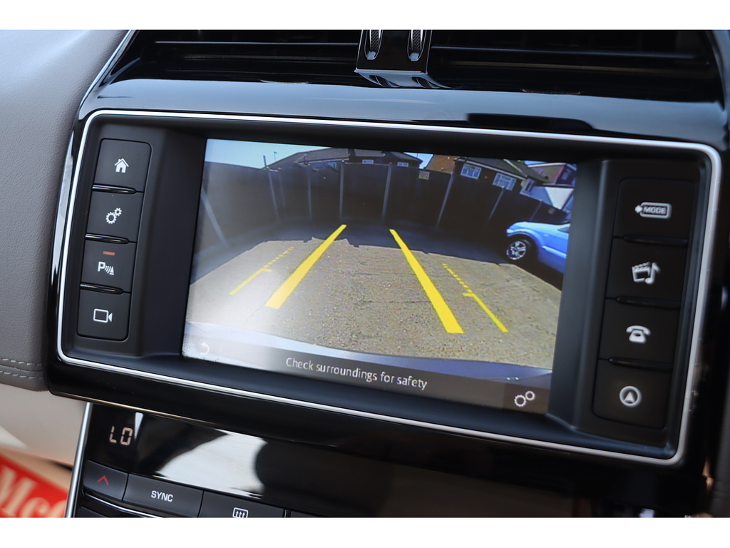 Jaguar XE I Portfolio GN67UFL Grey #3
