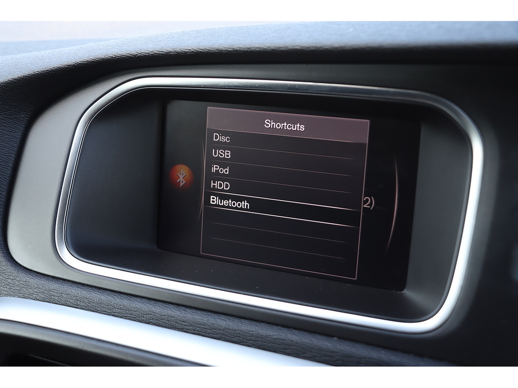 Volvo V40 T3 Inscription PO68NPF White #6
