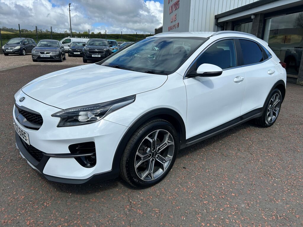 Kia Xceed 1.6 Crdi 48V Isg White #3