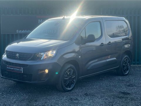 Peugeot Partner Bluehdi Professional Premium Grey