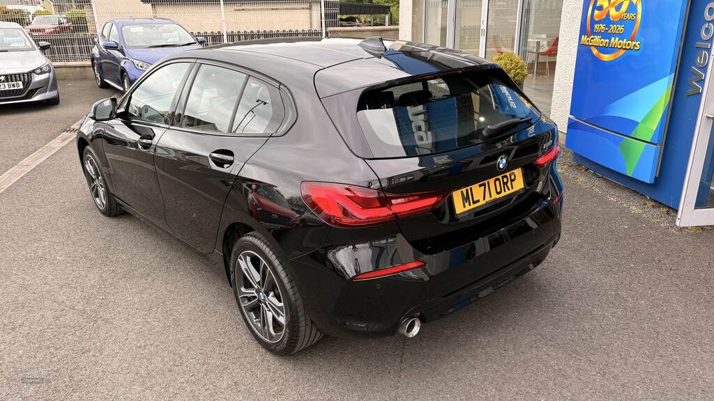 BMW 1 Series 118I 136 Sport Step ML71ORP Black #6