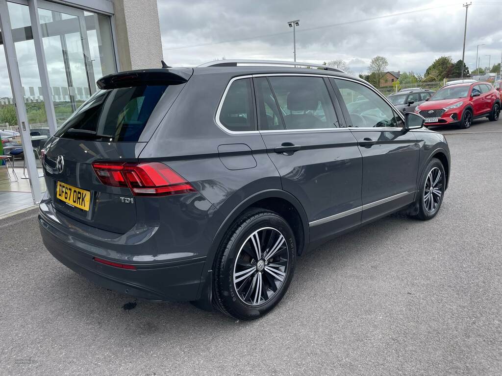 Volkswagen Tiguan 2.0 Tdi 150 Se Nav DF67ORK Grey #5