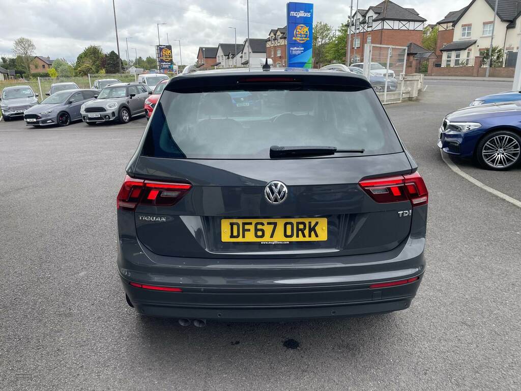Volkswagen Tiguan 2.0 Tdi 150 Se Nav DF67ORK Grey #6