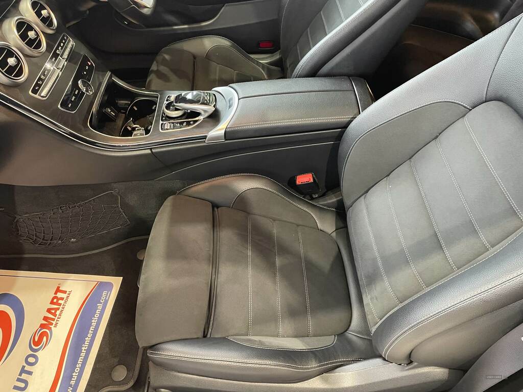 Mercedes-Benz C Class C300d Amg Line Premium Plus 9G-tronic MX04CRO White #5