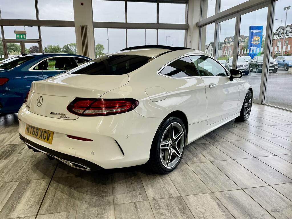 Mercedes-Benz C Class C300d Amg Line Premium Plus 9G-tronic MX04CRO White #2
