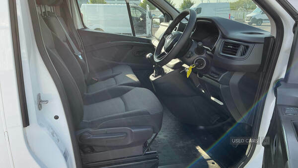 Renault Trafic Sl28 Blue Dci 130 Business Van HN23JXB White #5