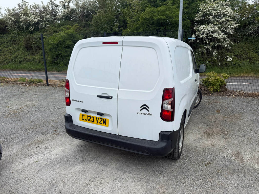 Citroen Berlingo 1.5 Bluehdi 650Kg Enterprise Ed 100Ps 6 Spd S S CJ23VZM White #2
