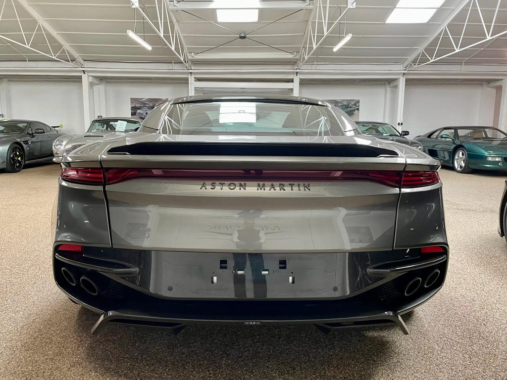 Aston Martin DBS Superleggera  #6