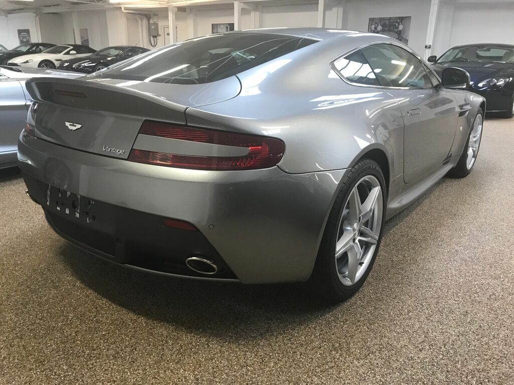 Aston Martin Vantage V8 Black #3