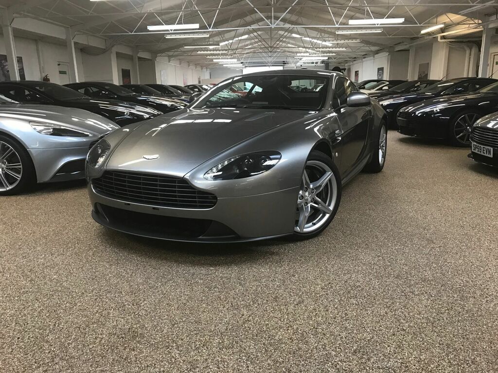 Aston Martin Vantage V8 Black #8