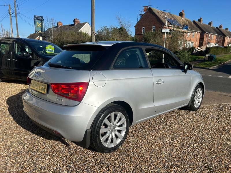 Audi A1 1.2 Tfsi Sport Euro 5 Ss Silver #4