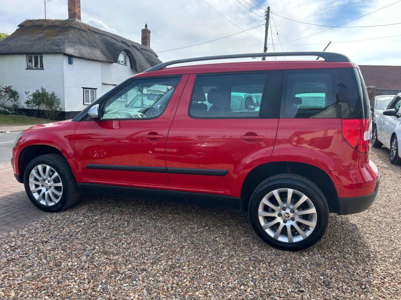 Skoda Yeti 1.2 Tsi Outdoor Euro5 - 2015 1 Red #6