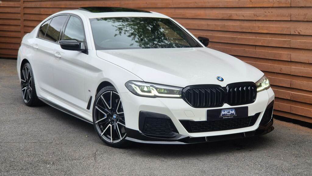 BMW 5 Series 530D Xdrive Mht M Sport White #3