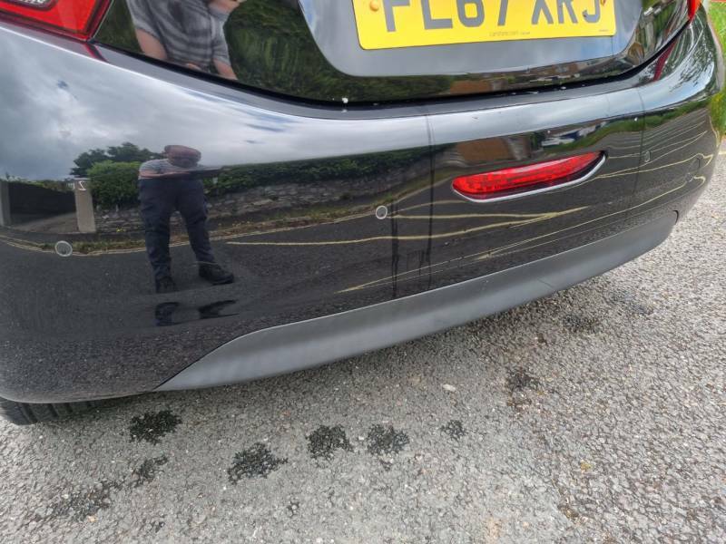 Peugeot 208 1.2 Puretech 82 Allure - 2017 67 FL67XRJ Black #6