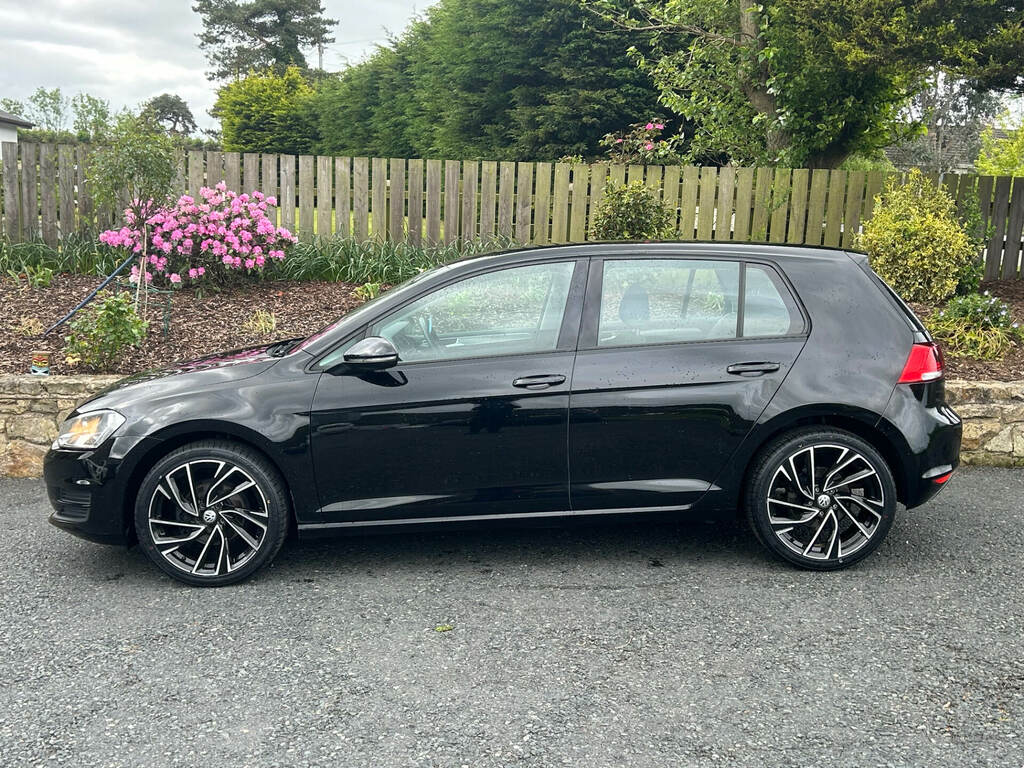 Volkswagen Golf 1.6 Tdi 105 S WL15CPZ Black #2