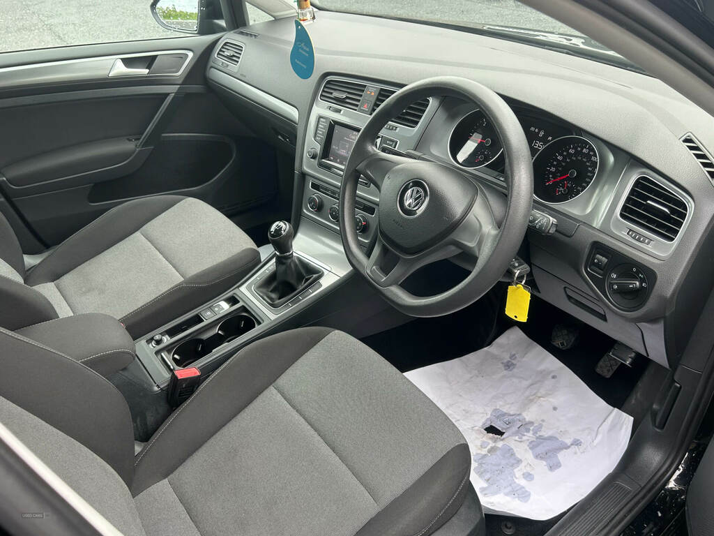 Volkswagen Golf 1.6 Tdi 105 S WL15CPZ Black #6