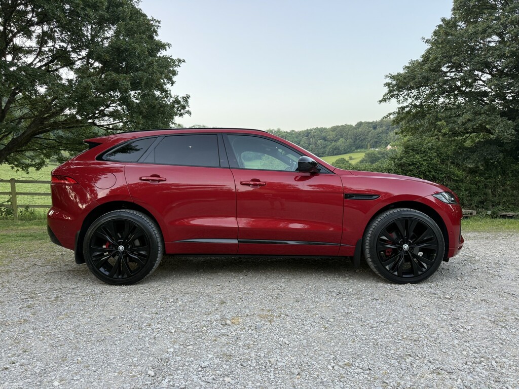 Jaguar F-Pace Suv 3.0 D300 V6 S 201616 Red #4