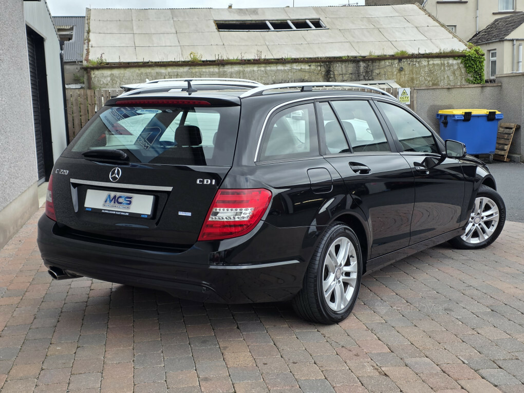 Mercedes-Benz C Class C220 Executive Se Cdi Blueefficiency EY63KTL #3