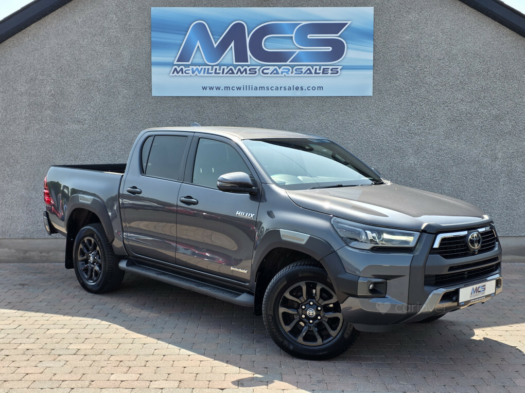Toyota HILUX Hi-luxury Invincible X D-4d 4Wd Double Cab