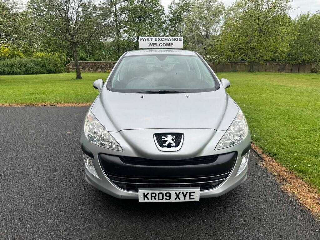 Peugeot 308 Hatchback 1.6 Hdi S 200909 KR09XYE Silver #2