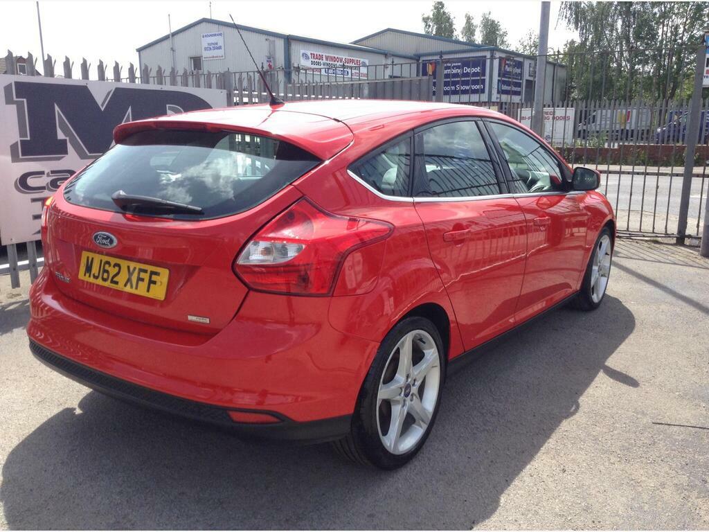 Ford Focus 1.6 Tdci Titanium Euro 5 S S MJ62XFF Red #6