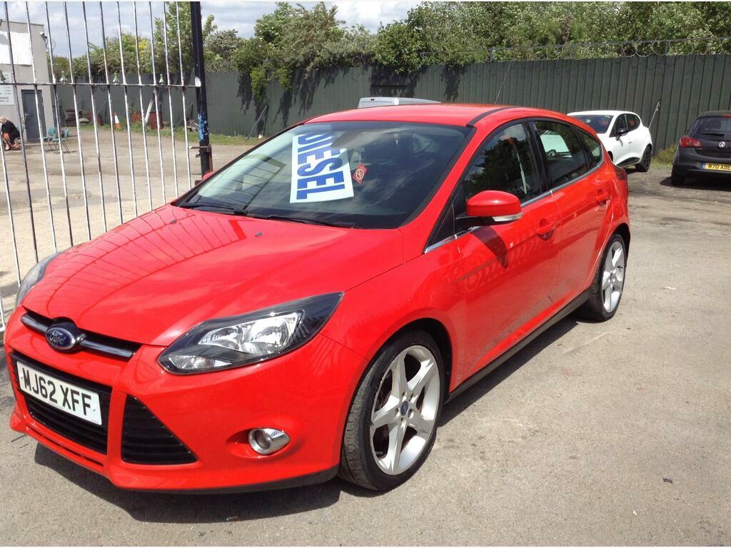 Ford Focus 1.6 Tdci Titanium Euro 5 S S MJ62XFF Red #3
