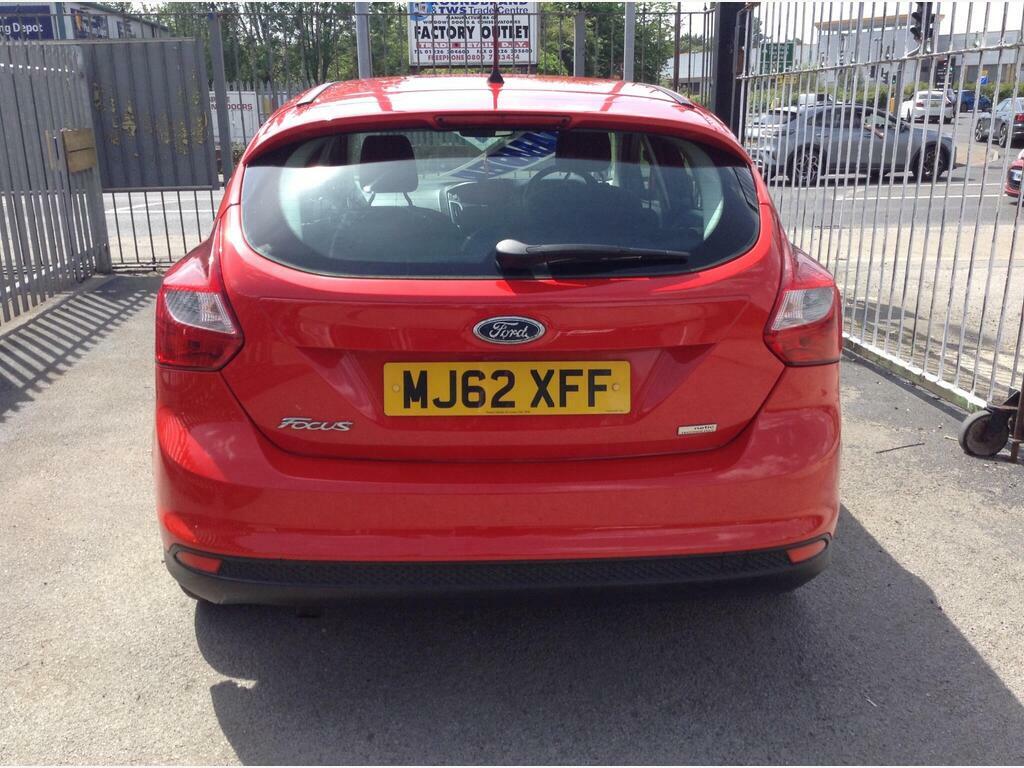 Ford Focus 1.6 Tdci Titanium Euro 5 S S MJ62XFF Red #5