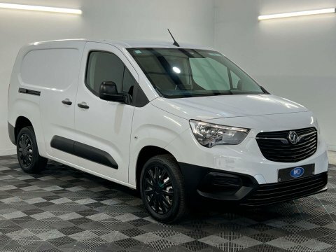 Vauxhall Combo 1.5 Combo 2300 White