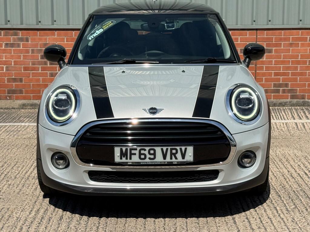 Mini Hatch 1.5 Cooper Classic Euro 6 Ss MF69VRV Silver #2