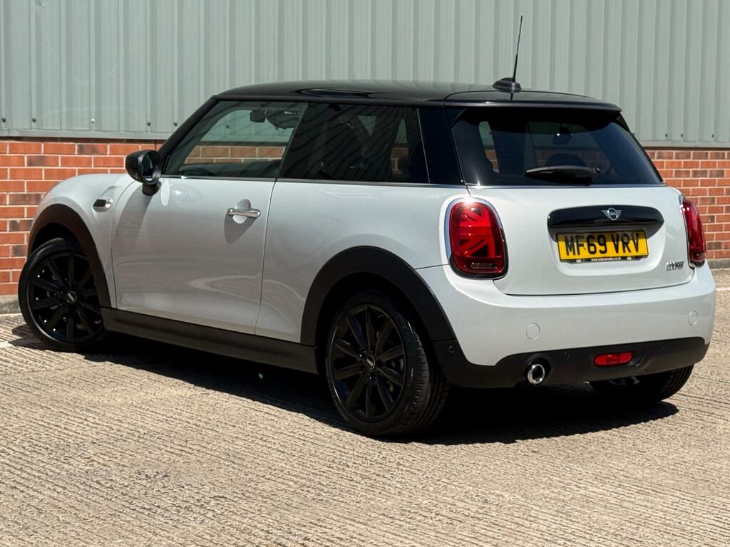 Mini Hatch 1.5 Cooper Classic Euro 6 Ss MF69VRV Silver #4