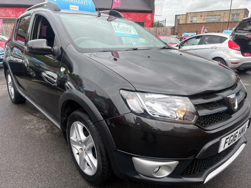 Dacia Sandero Stepway 1.5-Dci-laureate-euro-6-ss-5dr Black