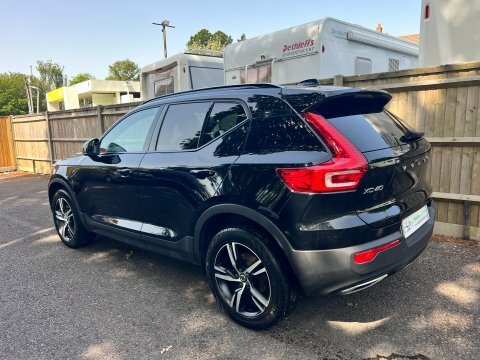 Volvo XC40 2.0 T4 R-design AP19EGC Black #6