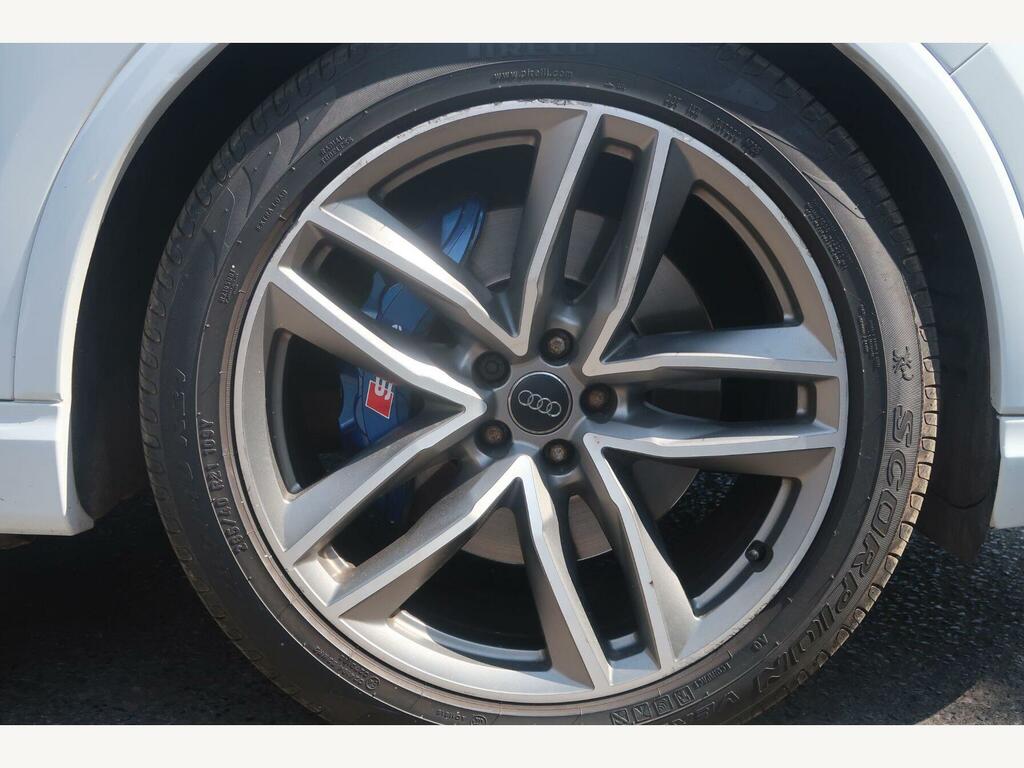 Audi Q7 3.0 Tdi V6 Black Edition Tiptronic Quattro Euro 6 White #3