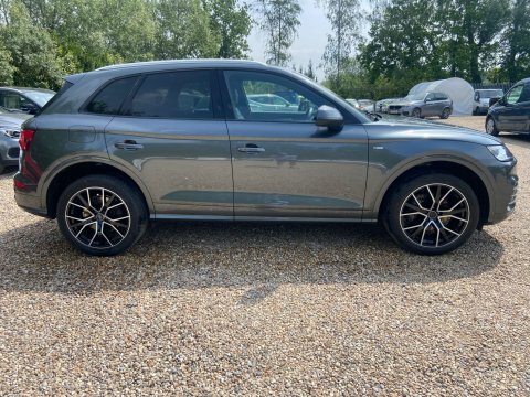 Audi Q5 2.0 Tdi S RJ67TNU Grey #2