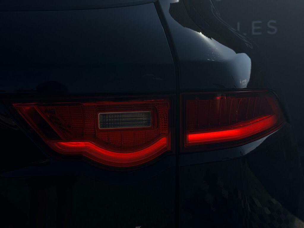 Jaguar F-Pace 2.0 D180 R-sport Awd Euro 6 Ss VX19WUV Black #6
