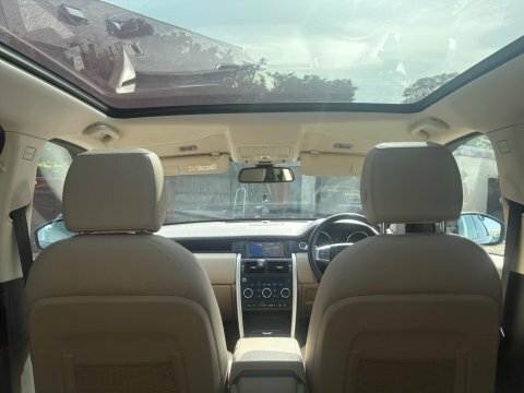 Land Rover Discovery Sport 2018 18 Si4 Black #2