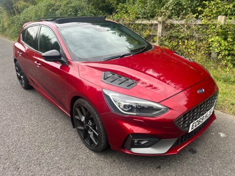 Ford Focus 2019 69 St EO69HJG Red #6