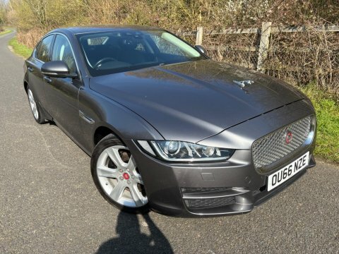 Jaguar XE 2016 66 Portfolio Grey