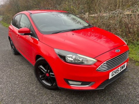 Ford Focus 2015 15 Titanium Red