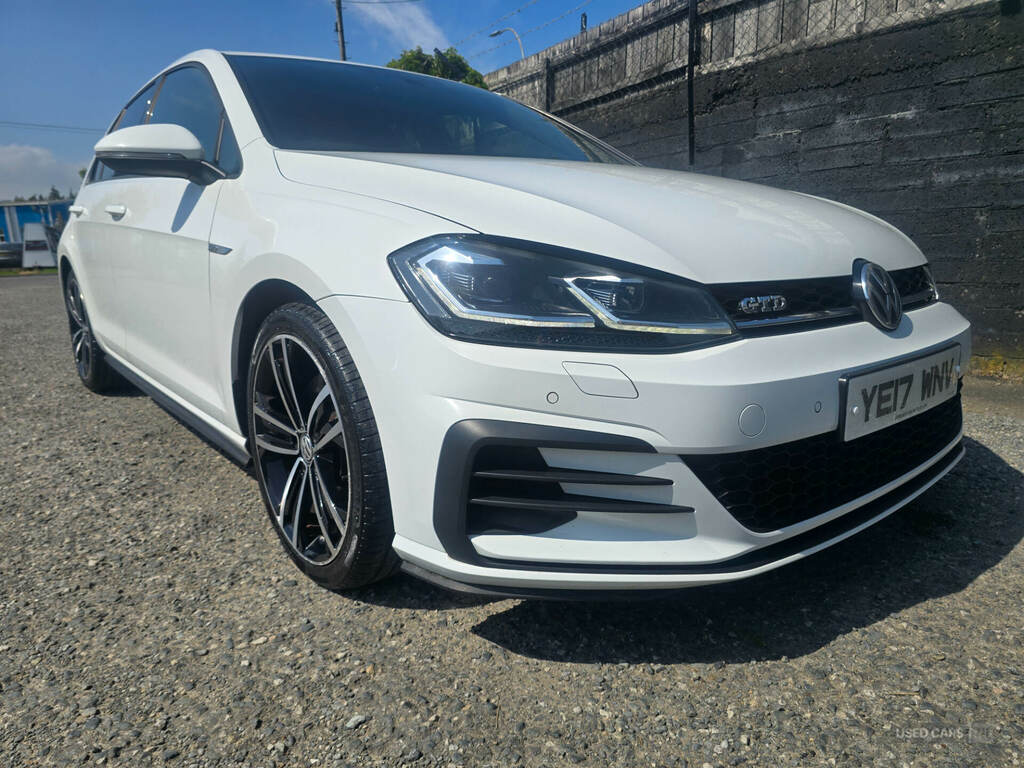 Volkswagen Golf 2.0 Tdi 184 Gtd Dsg White