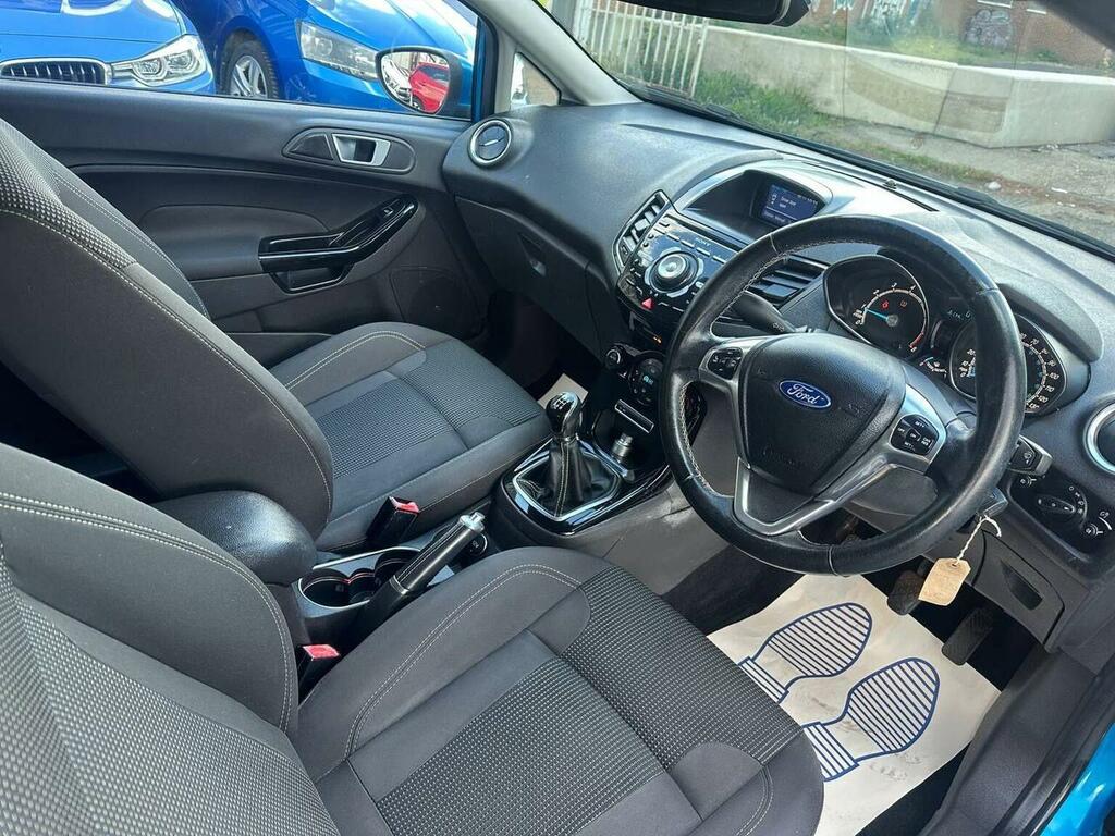 Ford Fiesta Hatchback 1.0T Ecoboost Titanium Euro 6 Ss MA16BXH Blue #2